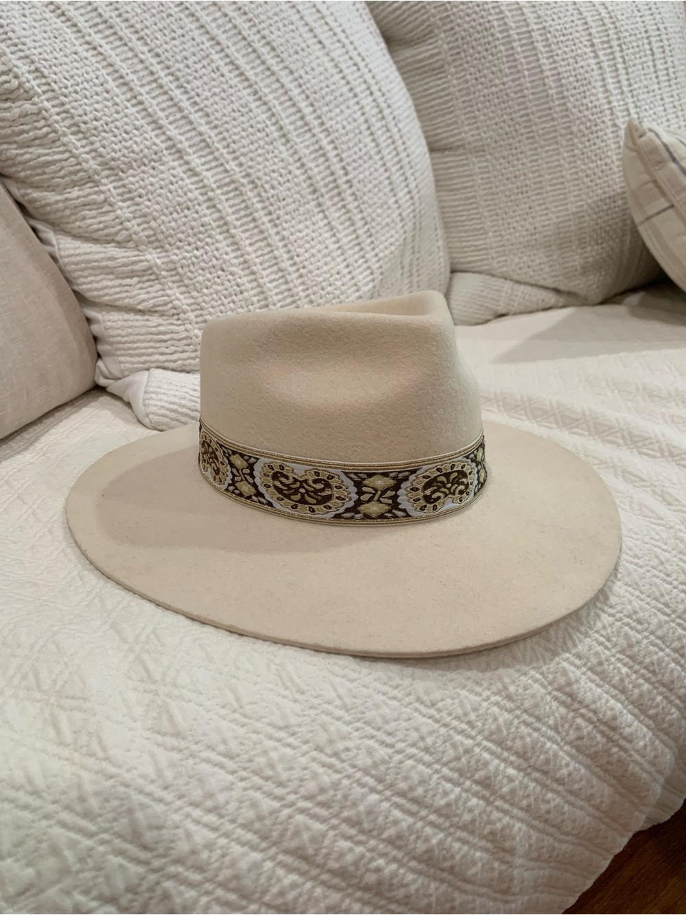 Lack of Color Hat